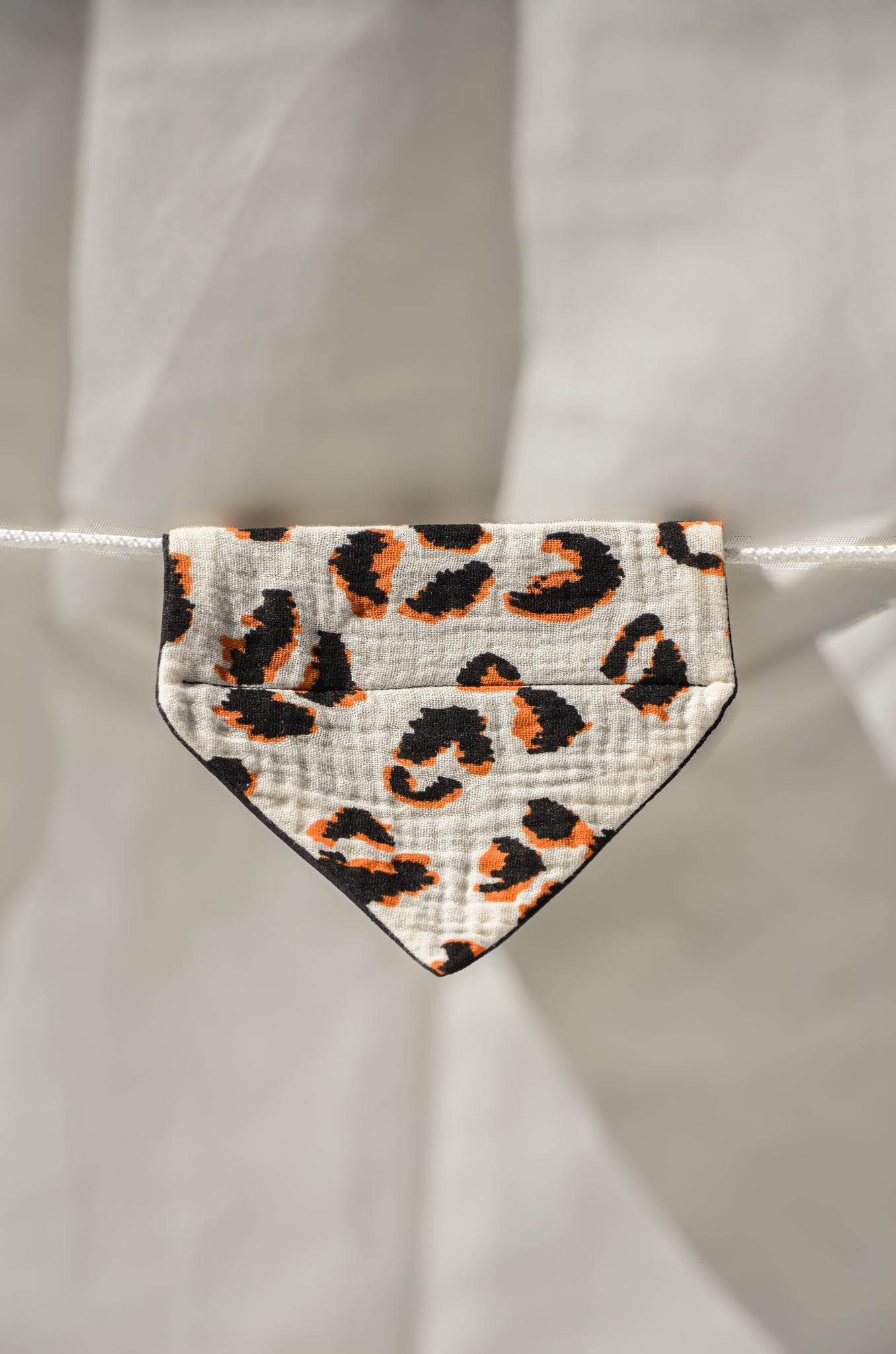 bandana leopard en gaze de coton